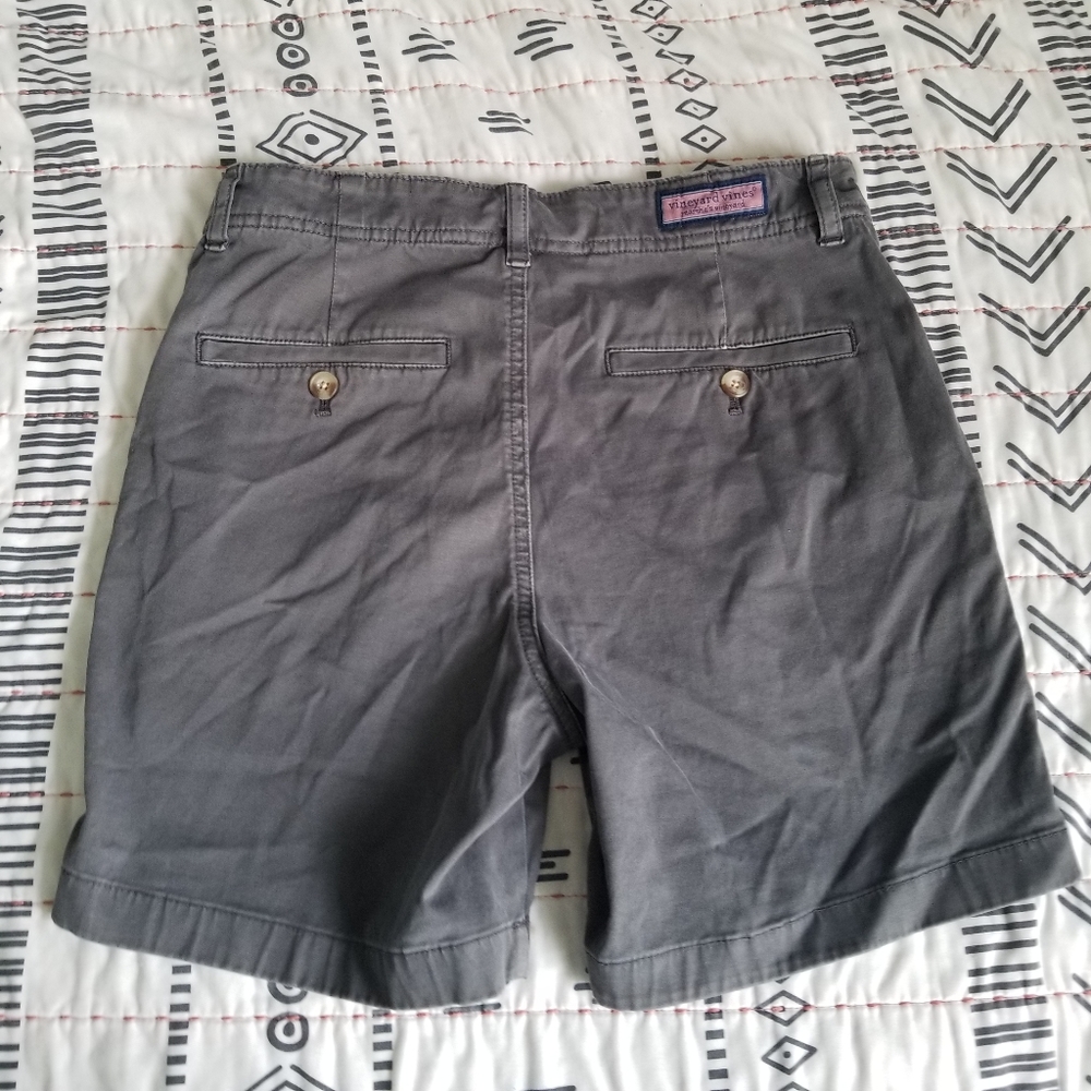Vineyard Vines Gray Island Shorts 7" size 28